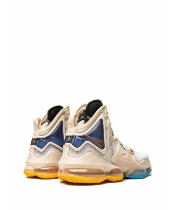 Nikebaskets montantes LeBron 19 Comparez plus de prix