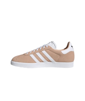 Adidas Gazelle rose est présent 